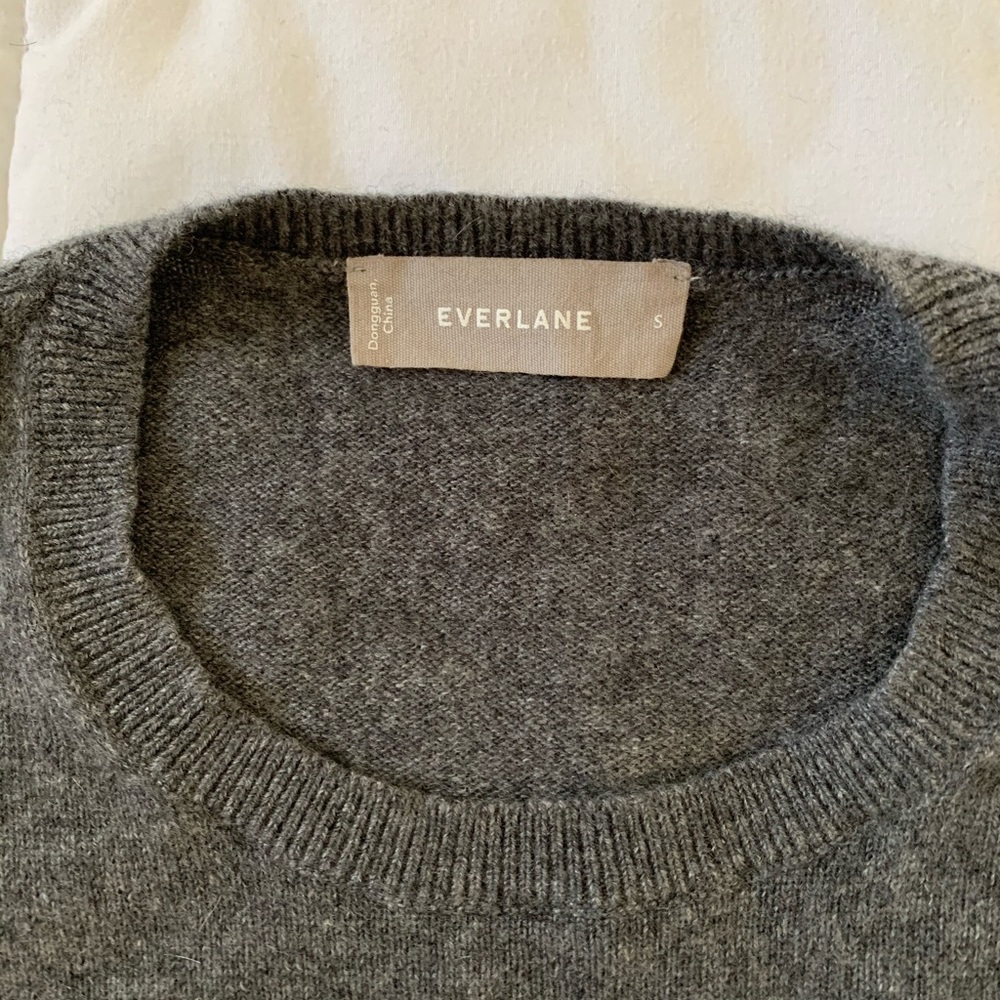 Everlane Cashmere Crew - Size S